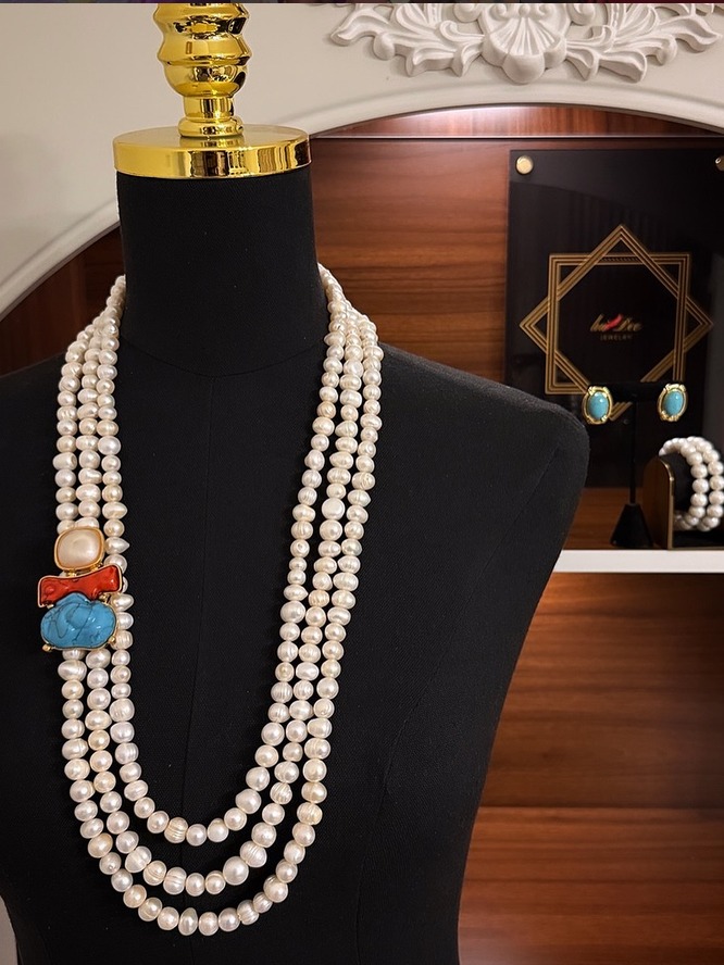 Champagne Pearl Collar